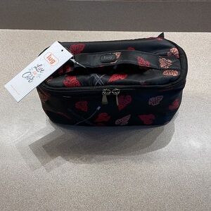 Lug Dolly cosmetic case